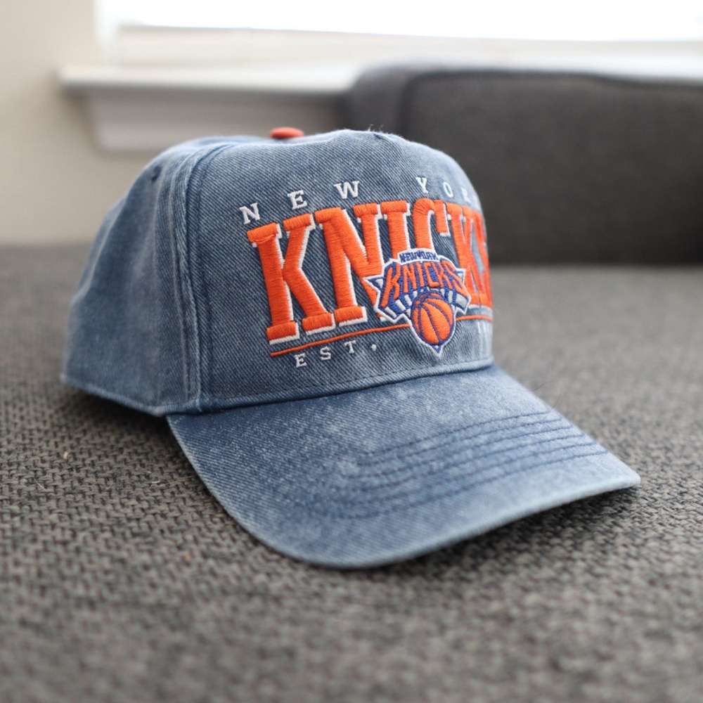 NY Knick’s SnapBack hat by 47 Brand